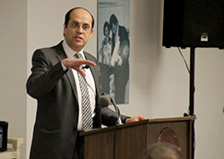 Alejandro Aguilera-Titus of the USCCB leads the "Best Practices for Shared Parishes" seminar. The Message photo by Tim Lilley.